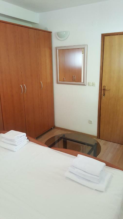Apartman Adriatic Pavlinovic - Макарска Екстериор снимка
